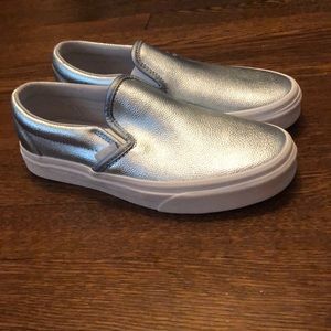Silver metallic Vans